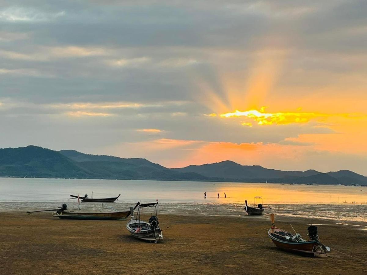 Rimlay Bay View Villa เกาะยาวน้อย ภายนอก รูปภาพ