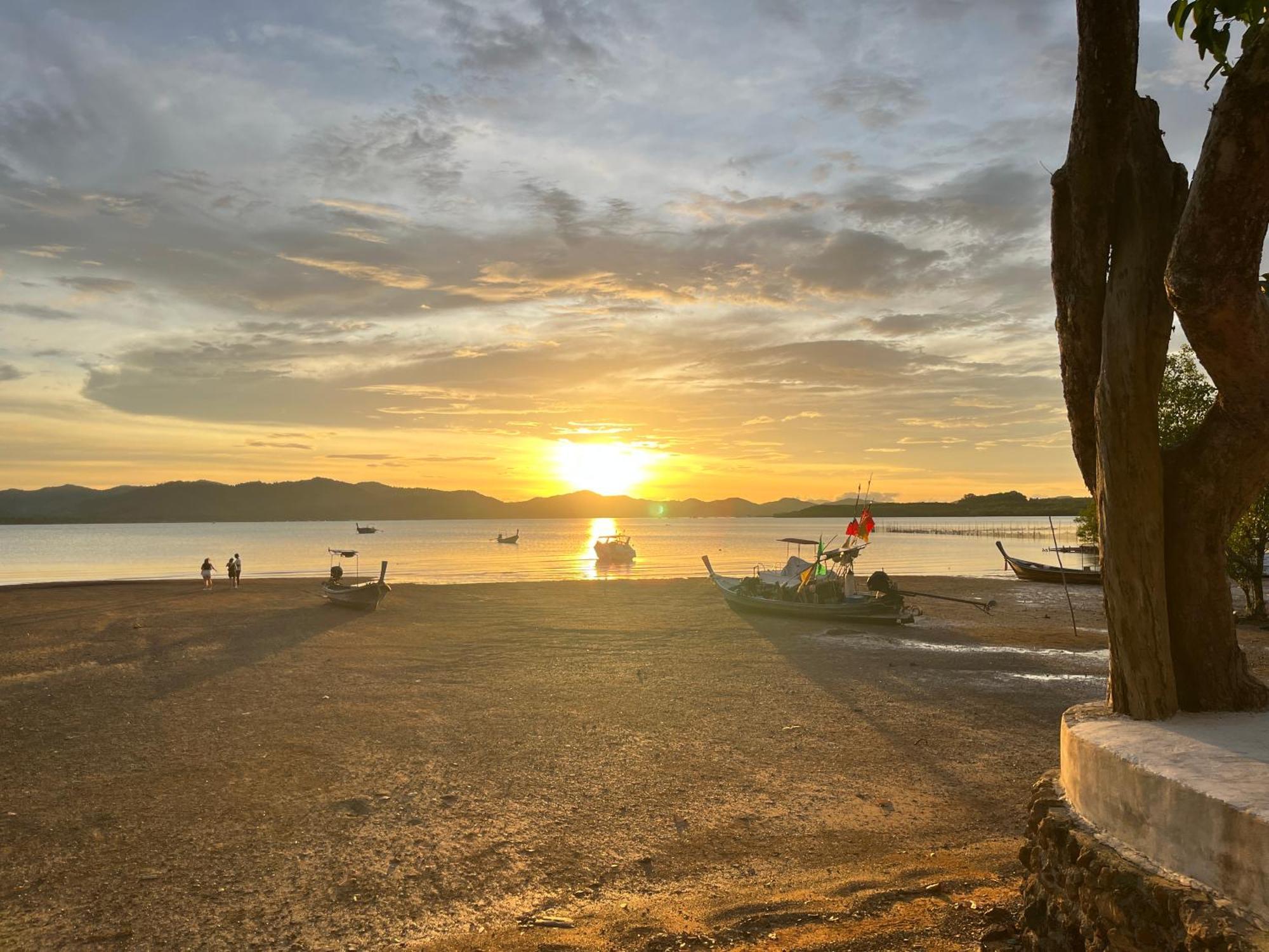 Rimlay Bay View Villa เกาะยาวน้อย ภายนอก รูปภาพ